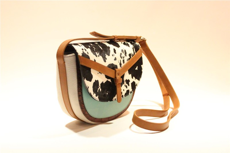BOLSO MISCELANEA CHLOE CUERO 2