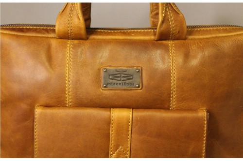 CARTERA MISCELANEA ORDENADOR MOSTAZA