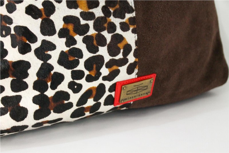 BOLSO MISCELANEA LOANY MARRON 2