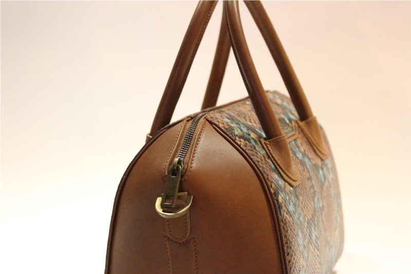 BOLSO MISCELANEA MARIETTE CUERO