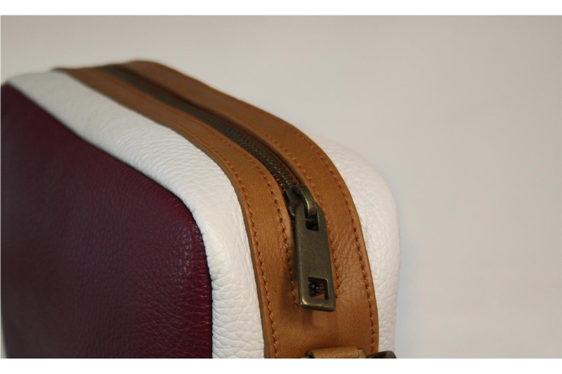 BOLSO MISCELANEA LAURINE BURDEOS