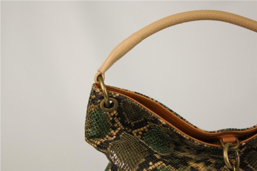 BOLSO MISCELANEA ARIANE VERDE BEIGE CAS