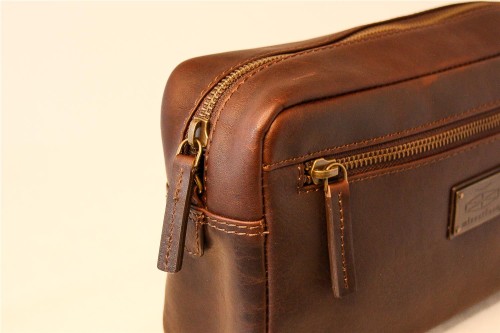 BOLSO MANO MISCELANEA CUERO