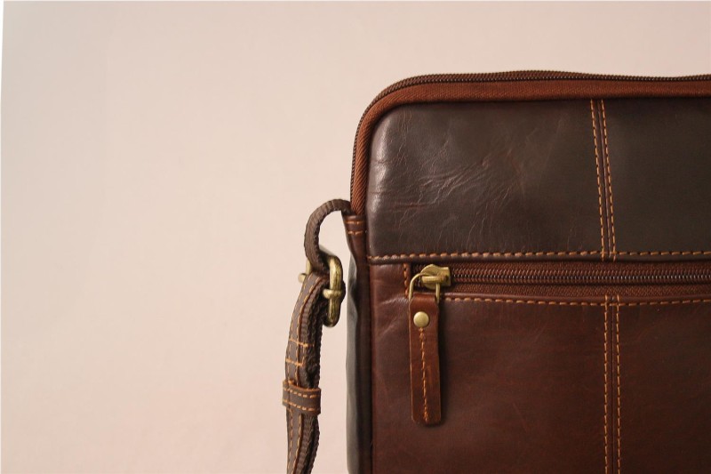 BOLSO MISCELANEA MARRON