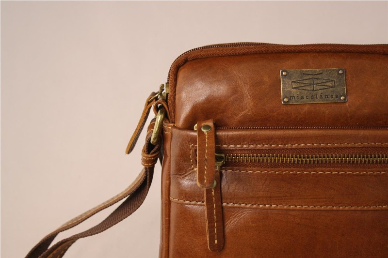 BOLSO MISCELANEA COGNAC