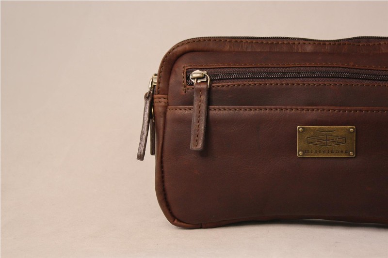 NECESER MISCELANEA CUERO 2