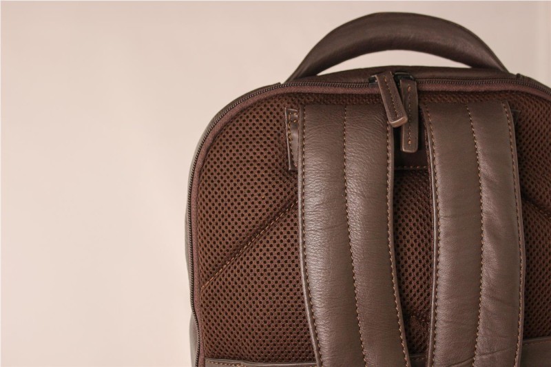 MOCHILA MISCELANEA MARRON