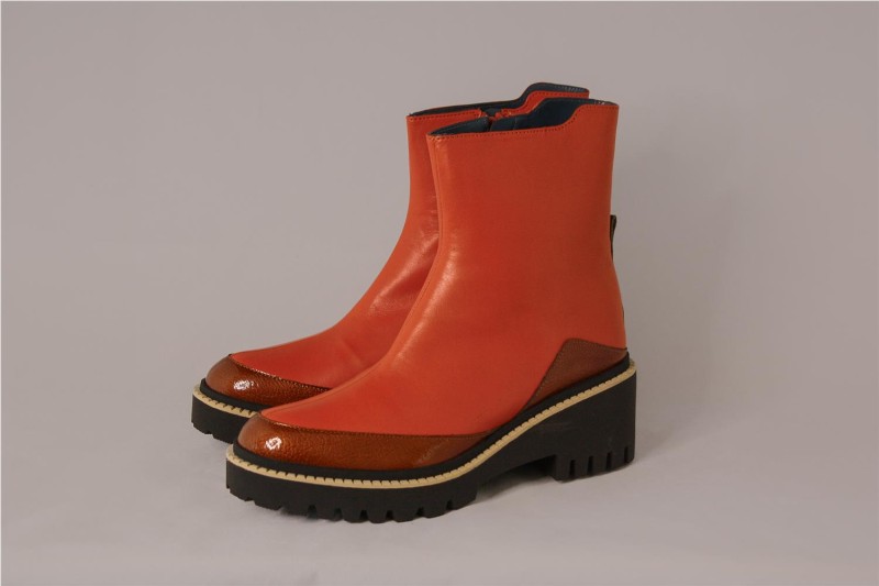 BOTINES MISCELANEA CUERO