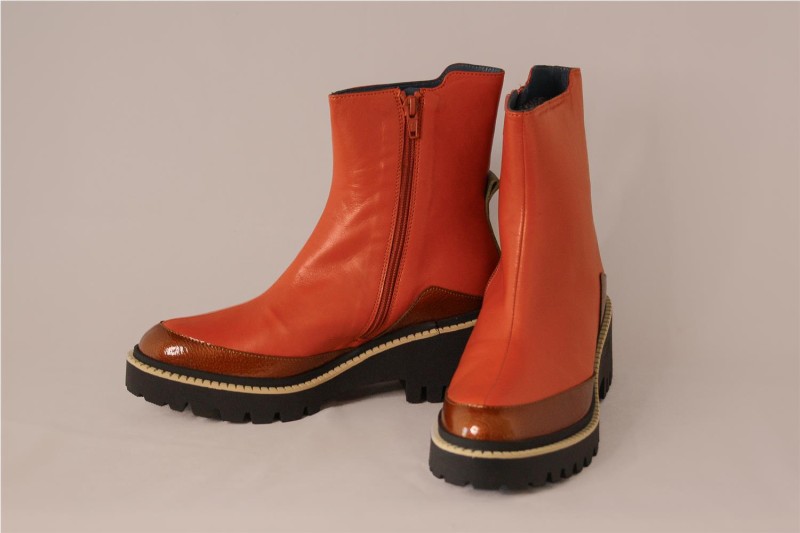 BOTINES MISCELANEA CUERO 2