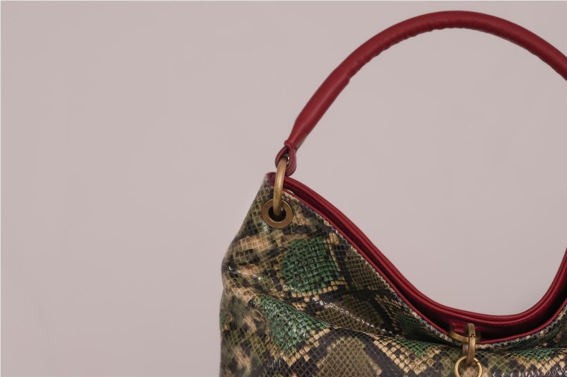 BOLSO MISCELANEA ARIANE VERDE 2