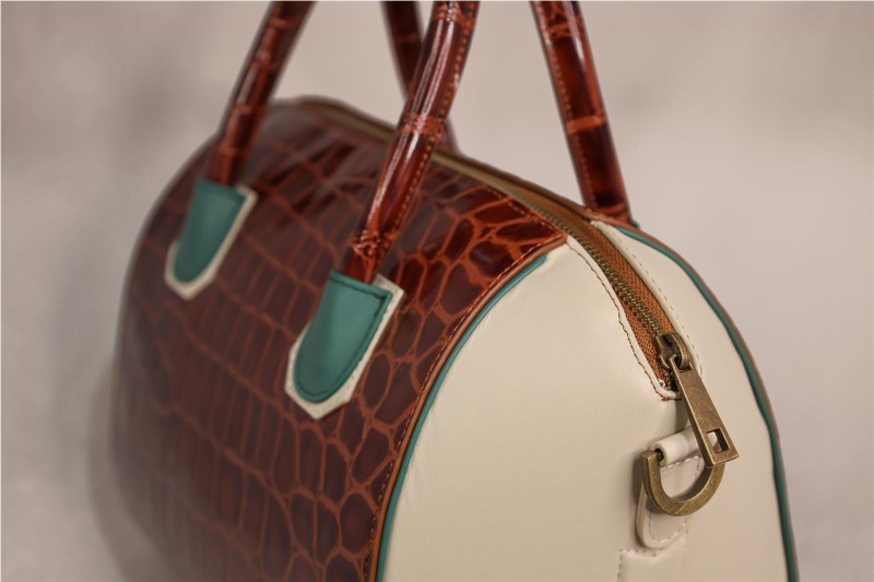 BOLSO MISCELANEA MARIETTE CUERO