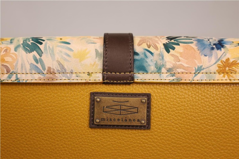 BOLSO MISCELANEA CECILE MOSTAZA