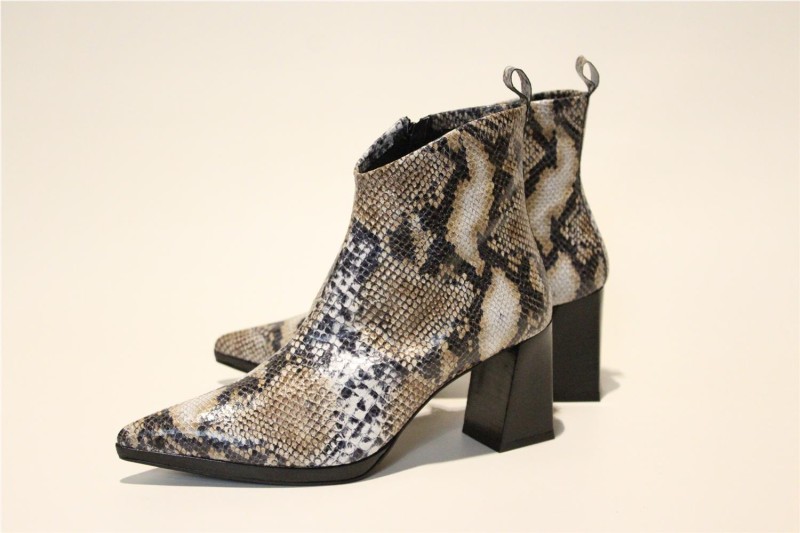 BOTINES MISCELANEA BLANCO 2