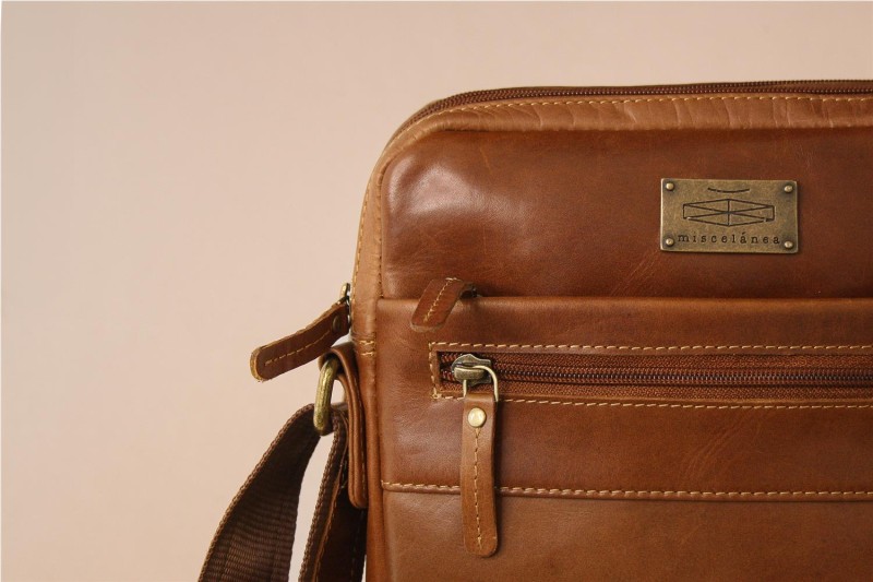 BOLSO MISCELANEA TABLET 2