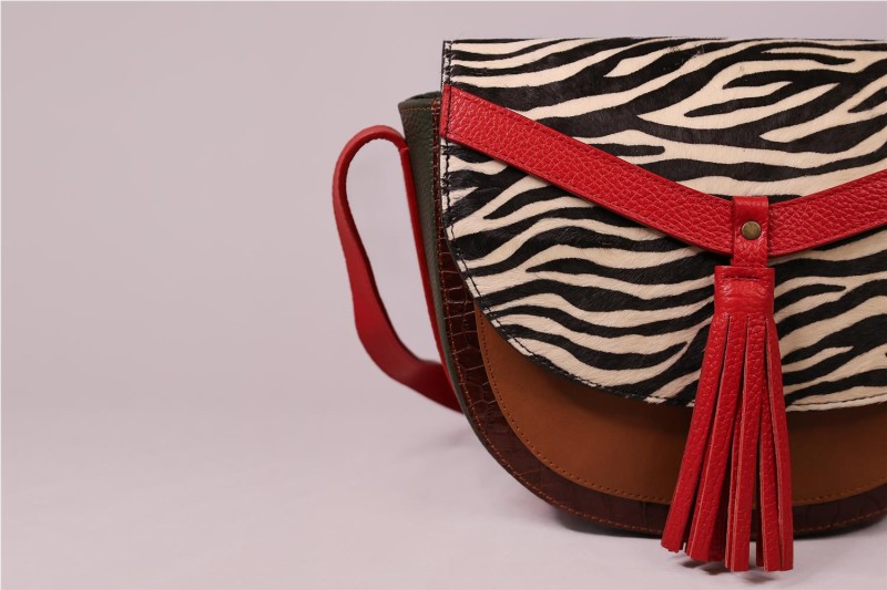 BOLSO MISCELANEA CHLOE ROJO 2