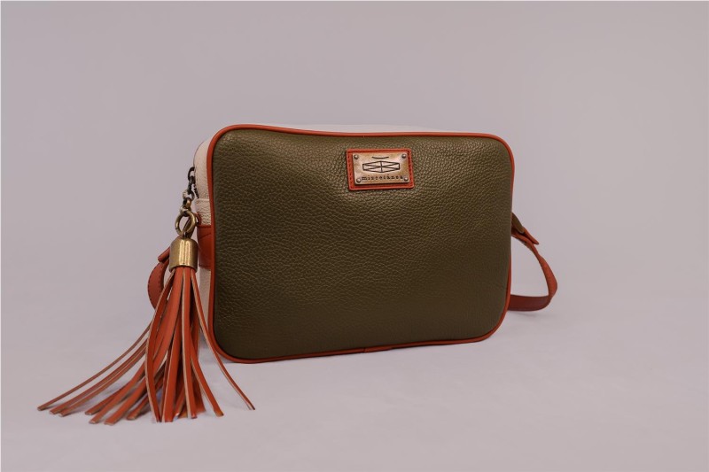 BOLSO MISCELANEA MADELEINE KAKI