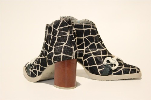 BOTINES MISCELANEA JIRAFA