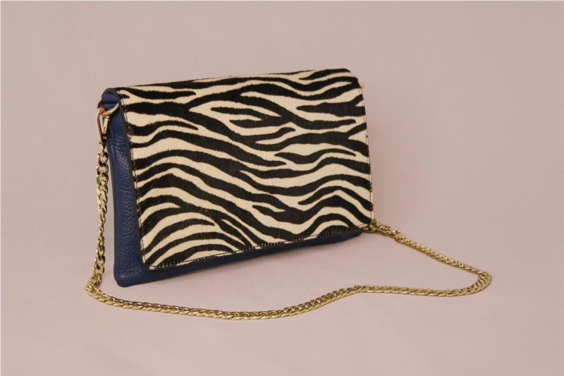 CARTERA MISCELANEA LILOU AZUL