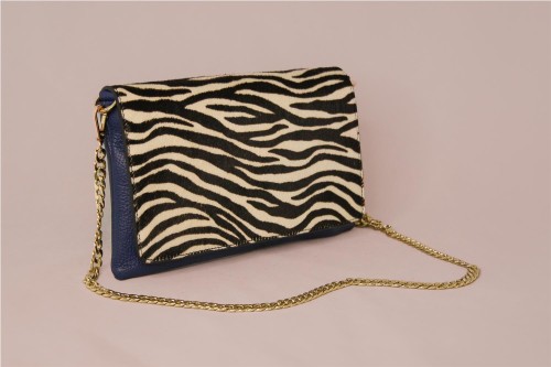 CARTERA MISCELANEA LILOU AZUL