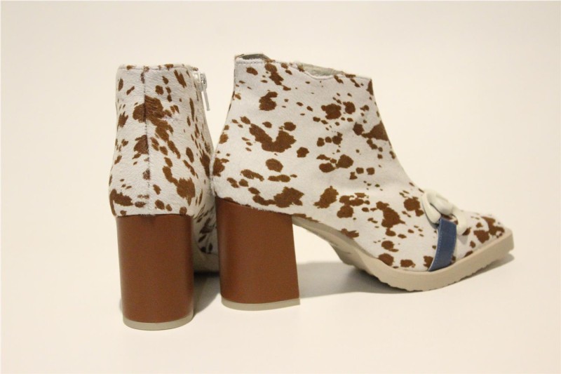 BOTINES MISCELANEA CUERO
