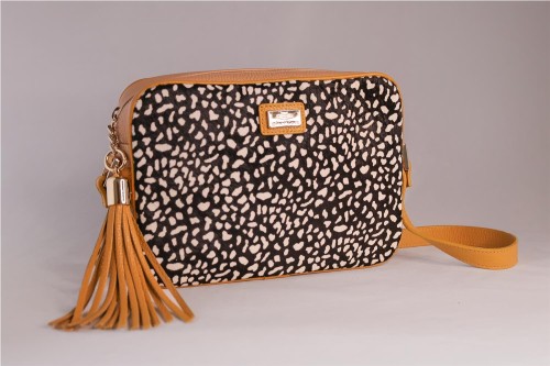 BOLSO MISCELANEA MADELEINE MOSTAZA