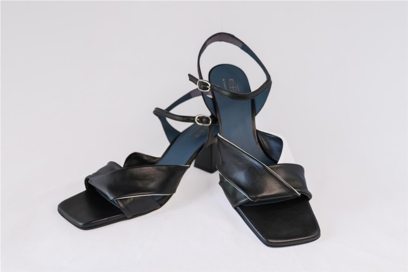 ZAPATOS MISCELANEA NEGRO 2