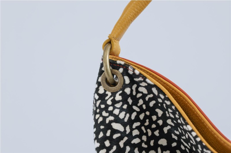 BOLSO MISCELANEA ARIANE MOSTAZA