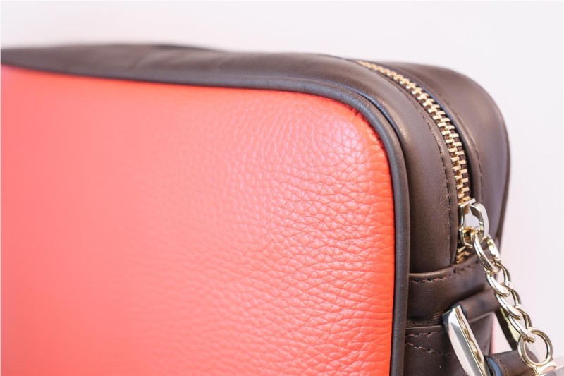 BOLSO MISCELANEA MADELEINE CORAL