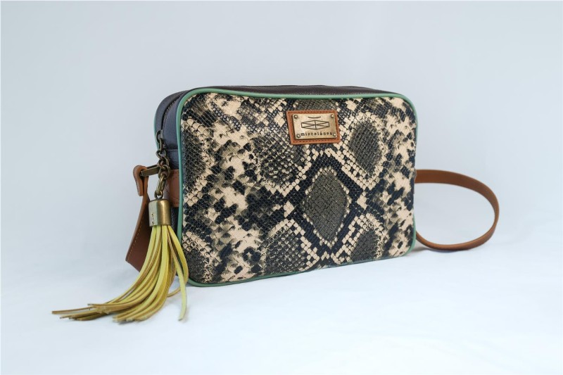 BOLSO MISCELANEA MADELEINE ALMOND