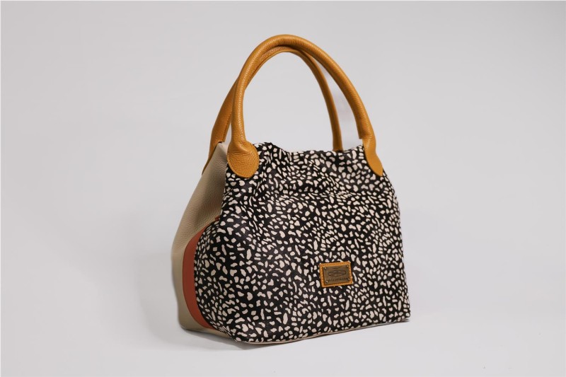 BOLSO MISCELANEA EMMA MOSTAZA