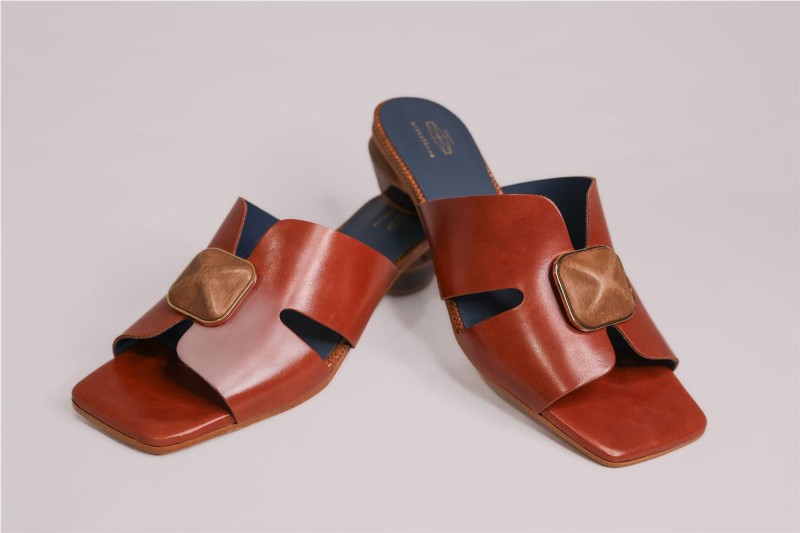 ZAPATOS MISCELANEA MARRON