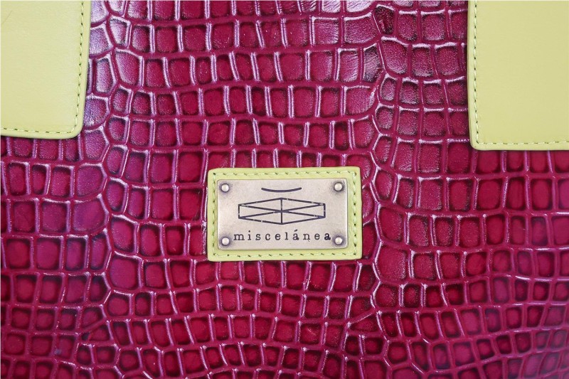 BOLSO MISCELANEA YOLANTHE BURDEOS 2