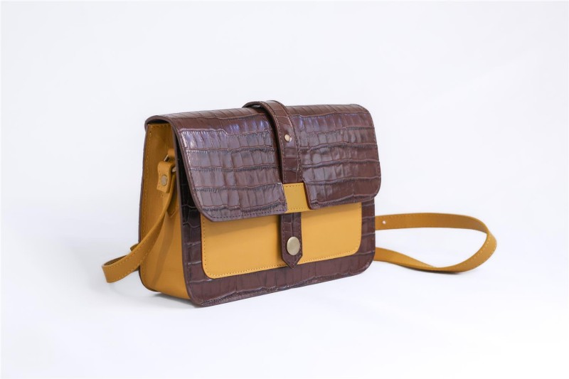 BOLSO MISCELANEA CECILE MARRON