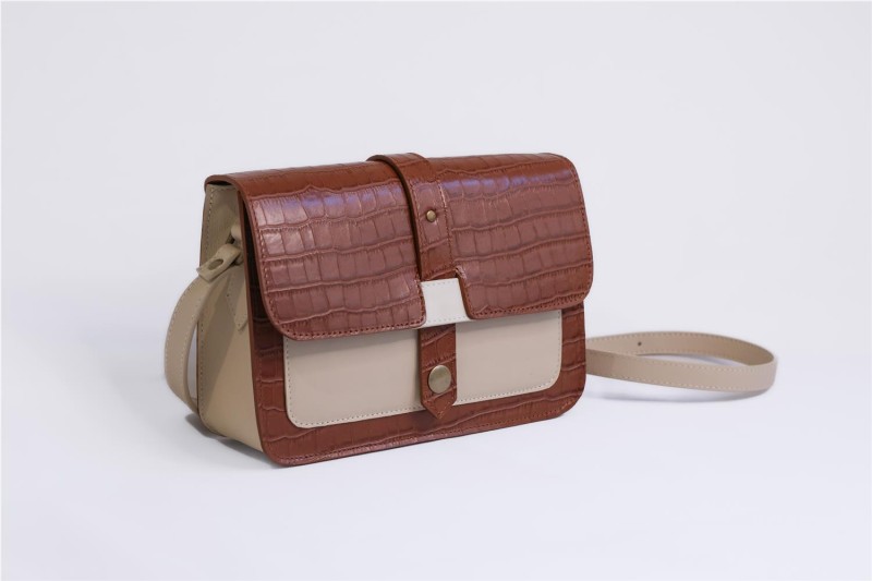 BOLSO MISCELANEA CECILE CUERO