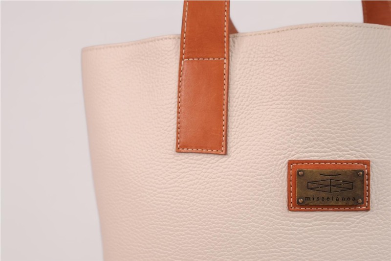 BOLSO MISCELANEA BEIGE 2