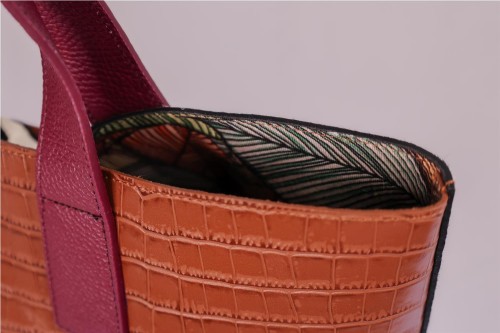 BOLSO MISCELANEA YOLANTHE LEOPARDO