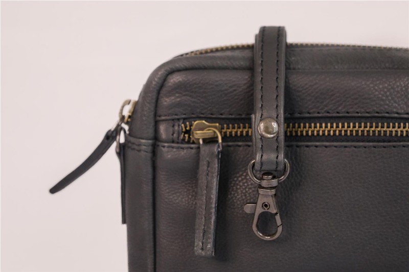 BOLSO MANO MISCELANEA NEGRO