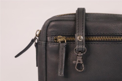 BOLSO MANO MISCELANEA NEGRO