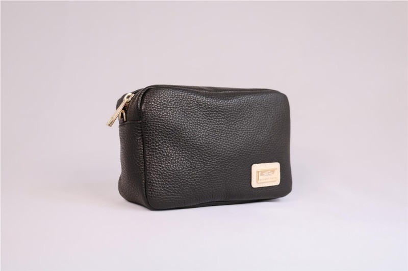 Bolso Bandolera Miscelánea de Piel: Estilo y Sofisticación Compacta