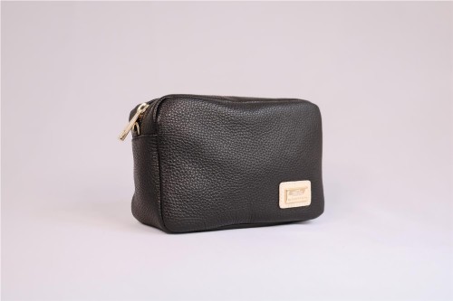 Bolso Bandolera Miscelánea de Piel: Estilo y Sofisticación Compacta
