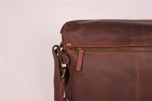 BOLSO MISCELANEA OLIVIER CUERO