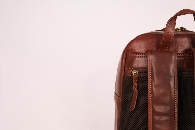 MOCHILA MISCELANEA MARRON