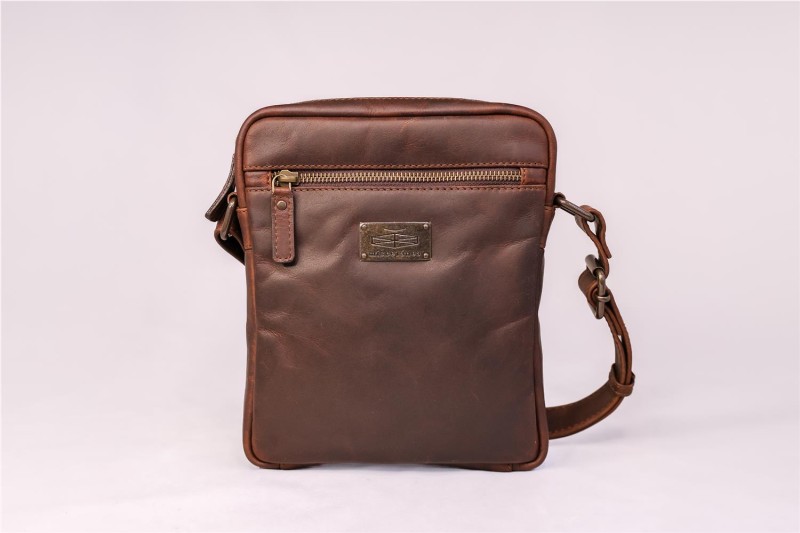 BOLSO MISCELANEA AMES CUERO