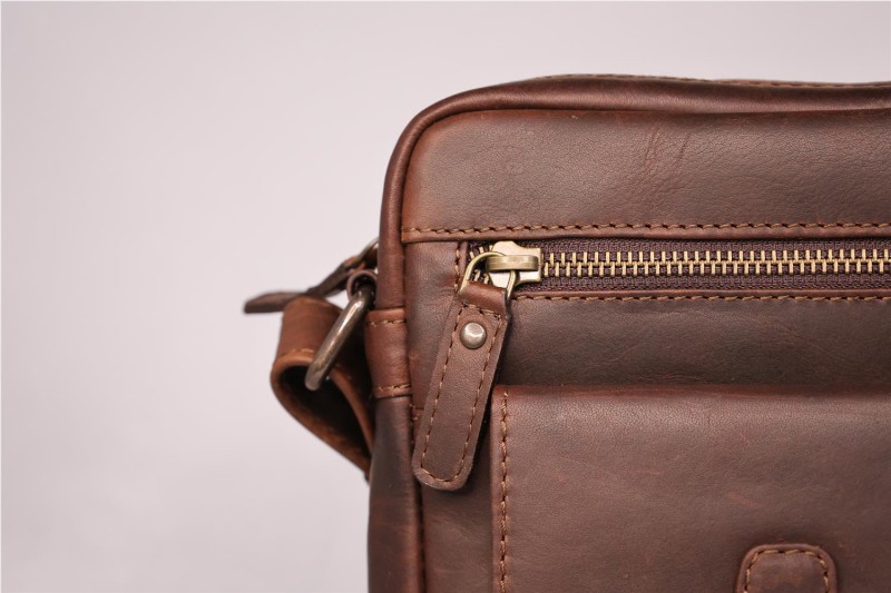 BOLSO MISCELANEA CAVALIER CUERO