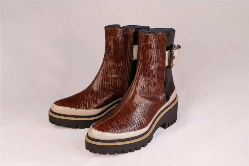 BOTINES MISCELANEA CUERO
