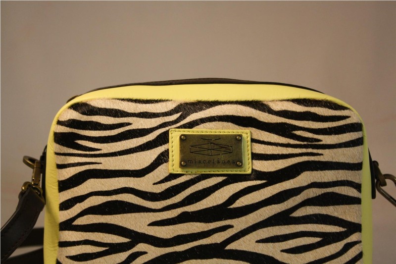 BOLSO MISCELANEA LAURINE AMARILLO 2