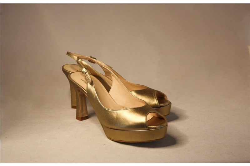 ZAPATOS MISCELANEA ORO 2