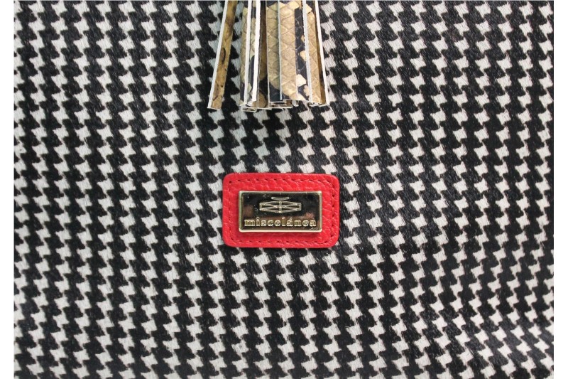 BOLSO MISCELANEA ARIANE PATA GALLO