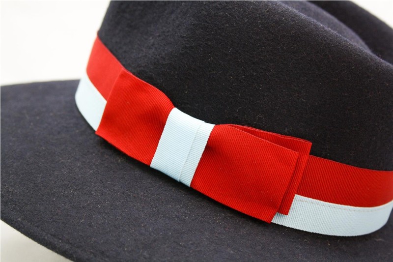 SOMBRERO FIELTRO INDEFORMABLE AZUL 2