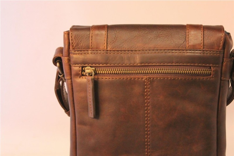 BOLSO MISCELANEA CUERO